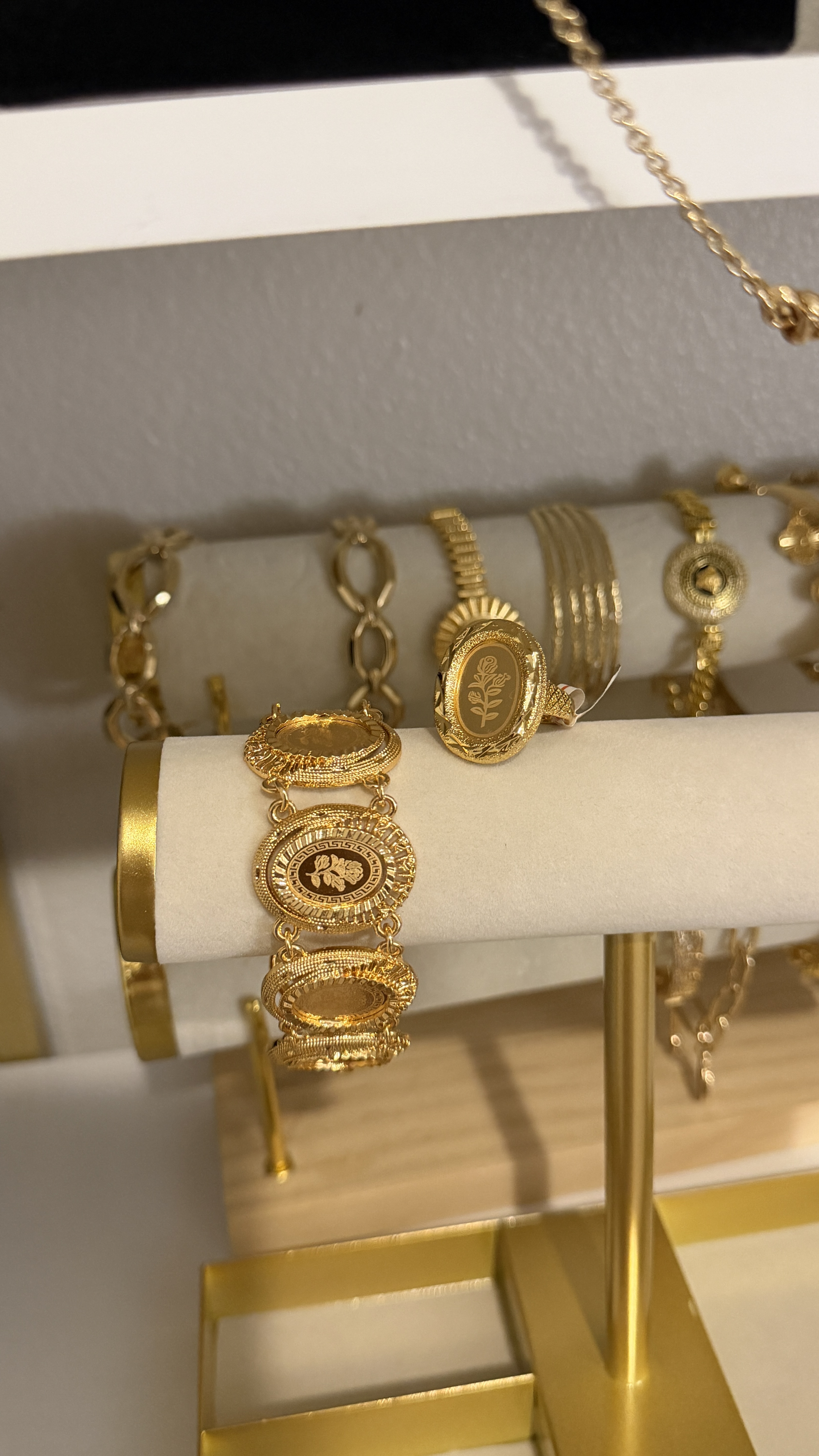 Bracelet & Ring